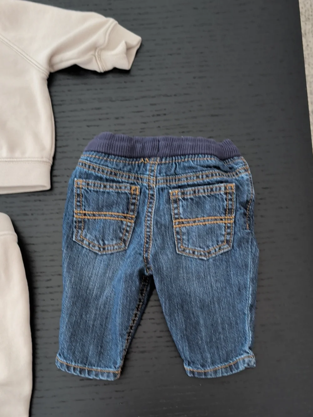 0 - 3M Gender Neutral Girl Boy 3 Piece Set Baby Gap Sweatshirt Pants Jeans Baby